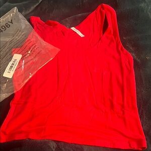 Zenana Outfitters Red Fitted Sleeveless Tank Top large